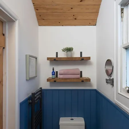 Nori'S Nest, Shepherds Hut, Croft Hooper Ludgvan Exterior photo